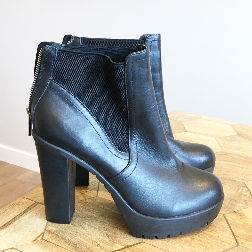 Steve Madden Black Leather Platform Ankle Boots